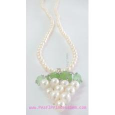 Small White Pearl Necklace with Grape Pendant: สร้อยไข่มุกกลมเกรด A จี้องุ่น