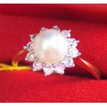 Diamond around Pearl Ring: แหวนไข่มุกล้อมเพชร