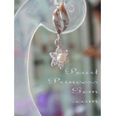 Pearl Flower Earrings : ต่างหูไข่มุกแท้ทรงดอกไม้ตุ้งติ้ง
