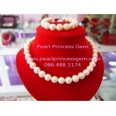 Large, Round White Pearl Necklace: สร้อยคอมุกเม็ดใหญ่เกลี้ยงกลมขนาด12mm