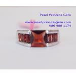 Garnet Ring: แหวนพลอยโกเมน