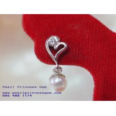 White Pearl Earrings:ต่างหูไข่มุกตุ้งติ้งหัวใจ(WG)