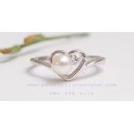 Pearl Love Ring:แหวนไข่มุกแท้บนตัวเรือนหัวใจ(WG)