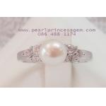 Classic Style White Pearl Ring:แหวนไข่มุกแบบคลาสสิกเพชรข้าง(WG)