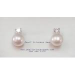 White Pearl Earrings:ต่างหูไข่มุกแท้สีขาวประดับเพชร 1 เม็ด(WG)