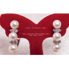 White Pearl Earrings:ต่างหูไข่มุกแท้แบบขาล็อกมุก3เม็ด(WG)