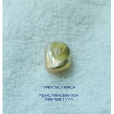 Stone Shape Baroque Pearl : ไข่มุกทรงหินน้ำตกพีชเหลือบทอง
