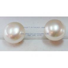 White Pearl Stud Earrings : ต่างหูไข่มุกแท้แบบเรียบ(8มม.-YG)