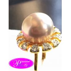 Diamond Pearl Ring : แหวนไข่มุกสีพิเศษตัวเรือนเพชรทอง