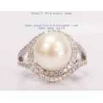 Large Pearl and Diamomd Glimmer Ring:แหวนไข่มุกประดับเพชร(WG)