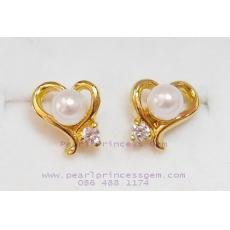 Cute Heart Pearl earrings:ต่างหูไข่มุกแท้ทรงหัวใจน่ารัก(YG)