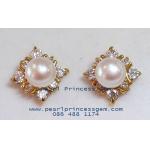 White Pearl and Diamond Glimmer Earrings:ต่างหูไข่มุกแท้ล้อมเพชรสี่เหลี่ยม(YG)