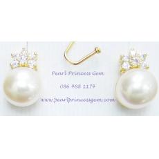 Simply Style White Pearls Earrings:ต่างหูไข่มุกแท้สีขาวแบบเรียบหรู(YG)