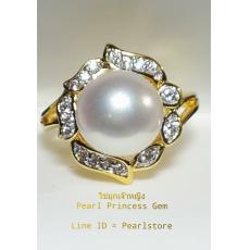 White Pearl with Diamond Glimmer Ring:แหวนไข่มุกประดับเพชร(YG)